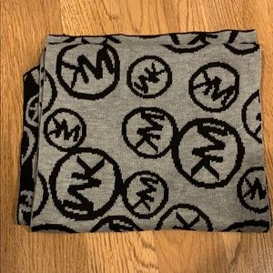Michael Kors scarf